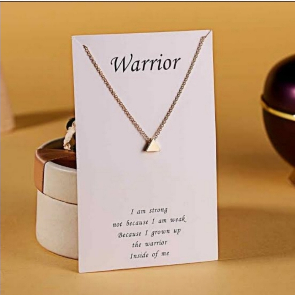 New Simple Triangle Pendant Necklace - Picture 6 of 7